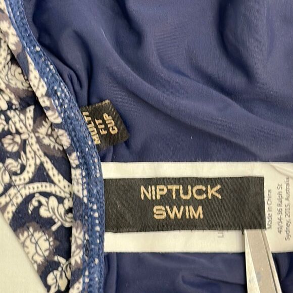 Nip Tuck Size 8 One Piece Swimsuit Blue & White Ruffle - Picture 16 of 16